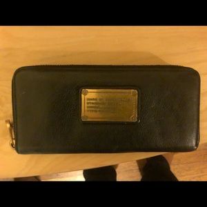 Marc Jacobs wallet